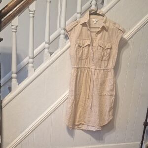 Time and Tru Beige Sleeveless Shirt Tunic